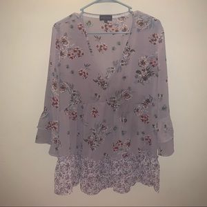 Artesia blouse floral lavendar 3/4 sleeve